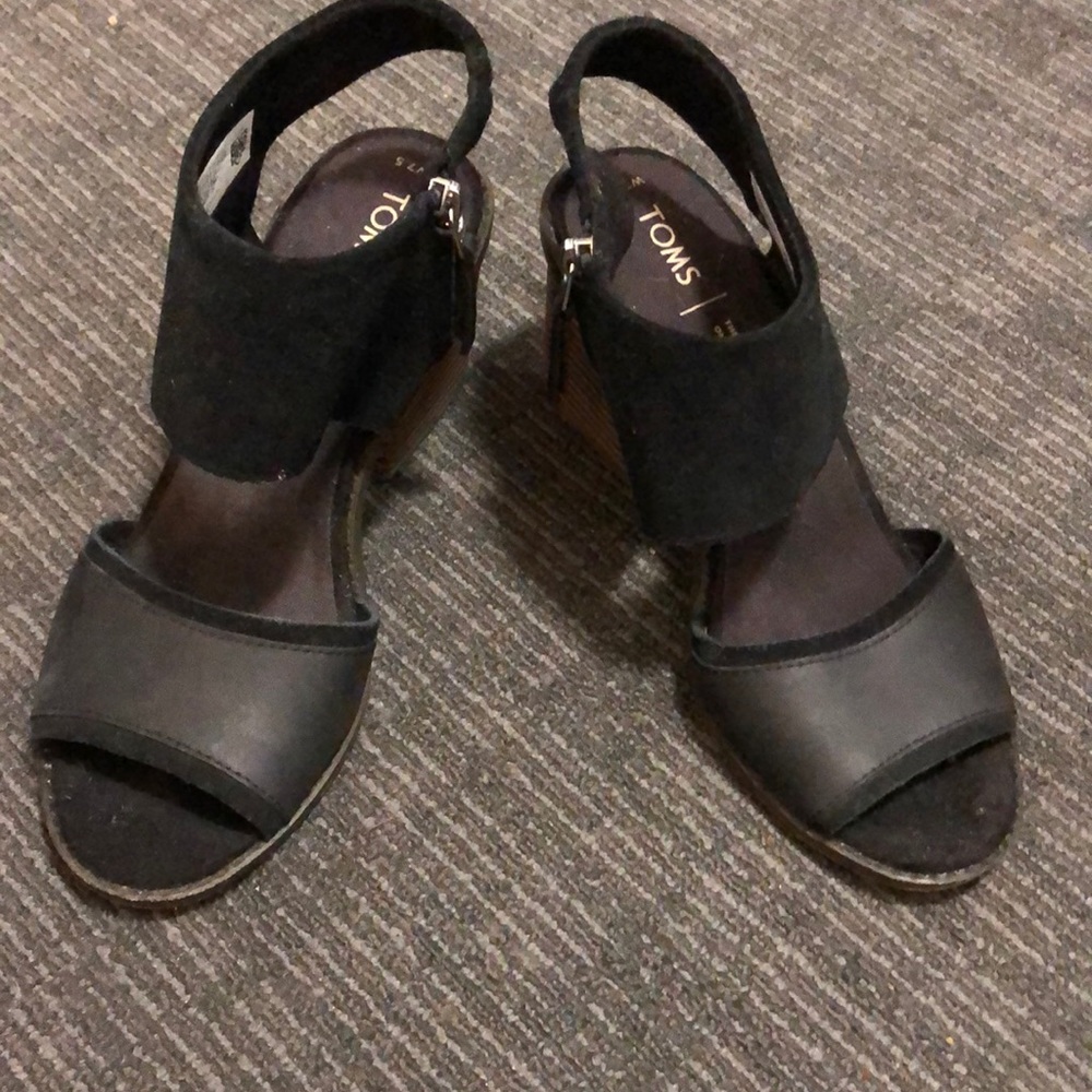 Toms Heels